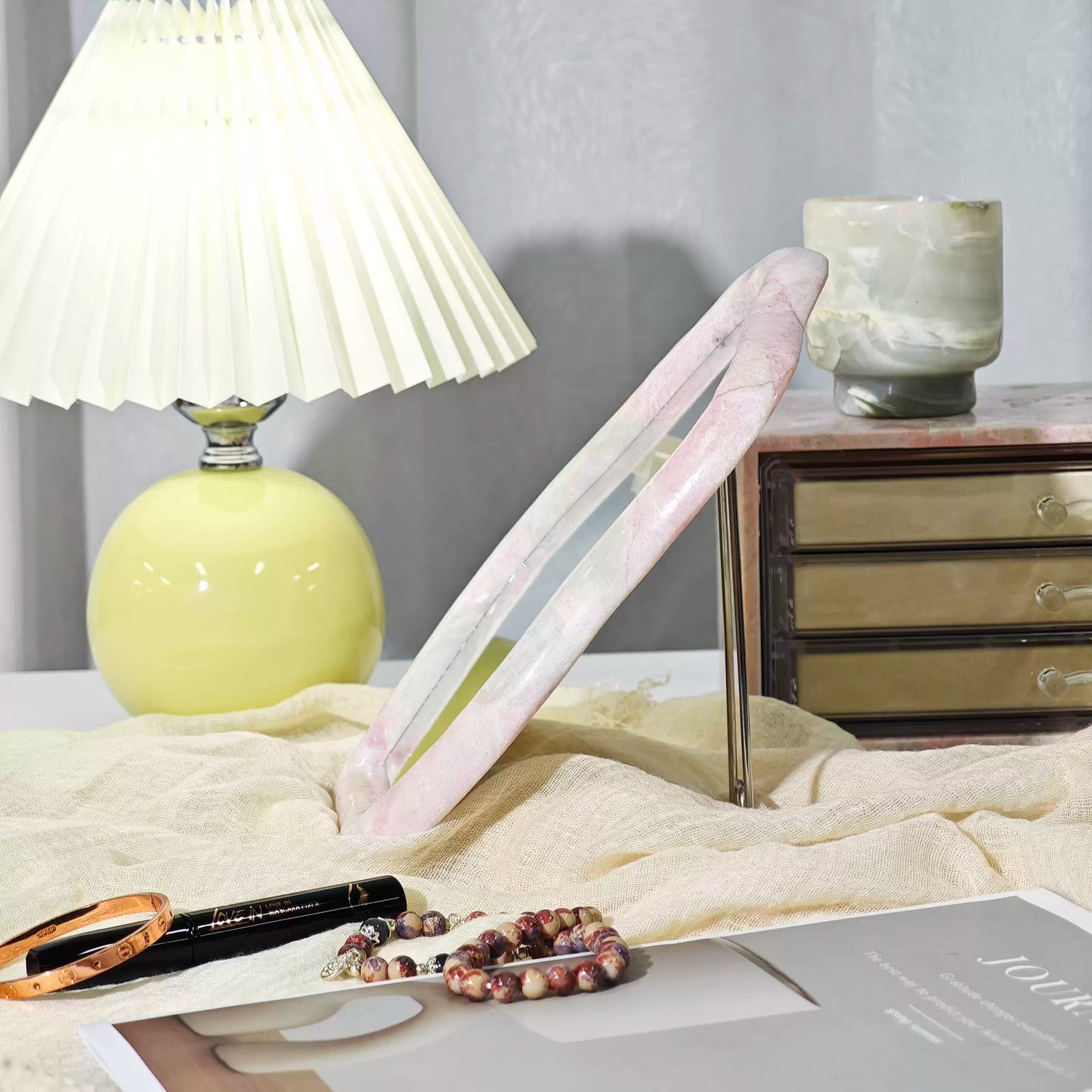 Nordic Cloud-Shaped Natural Marble Makeup Mirror – Premium Standable Desktop Vanity Mirror