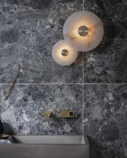 Round Alabaster Wall Light – Modern Disc Shaped Decorative Sconce