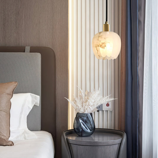 Lilin Alabaster Pendant Lamp - Alabaster & Patinated Brass Design for Timeless Home Decor