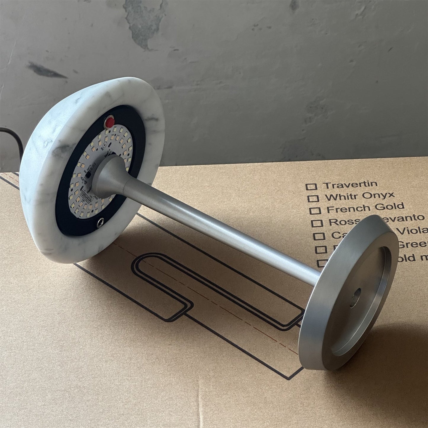 Mini Fiore Marble Table Lamp (built-in battery)