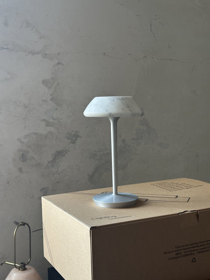 Mini Fiore Marble Table Lamp (built-in battery)