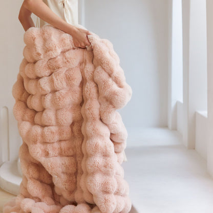 Faux Rabbit Fur Fluffy Fabric Blanket - Soft, Thick Fleece Sherpa Blanket , Stress Relief, Feel Cosy, Women's Gift for Anxiety, Cloud Bubble Blanket