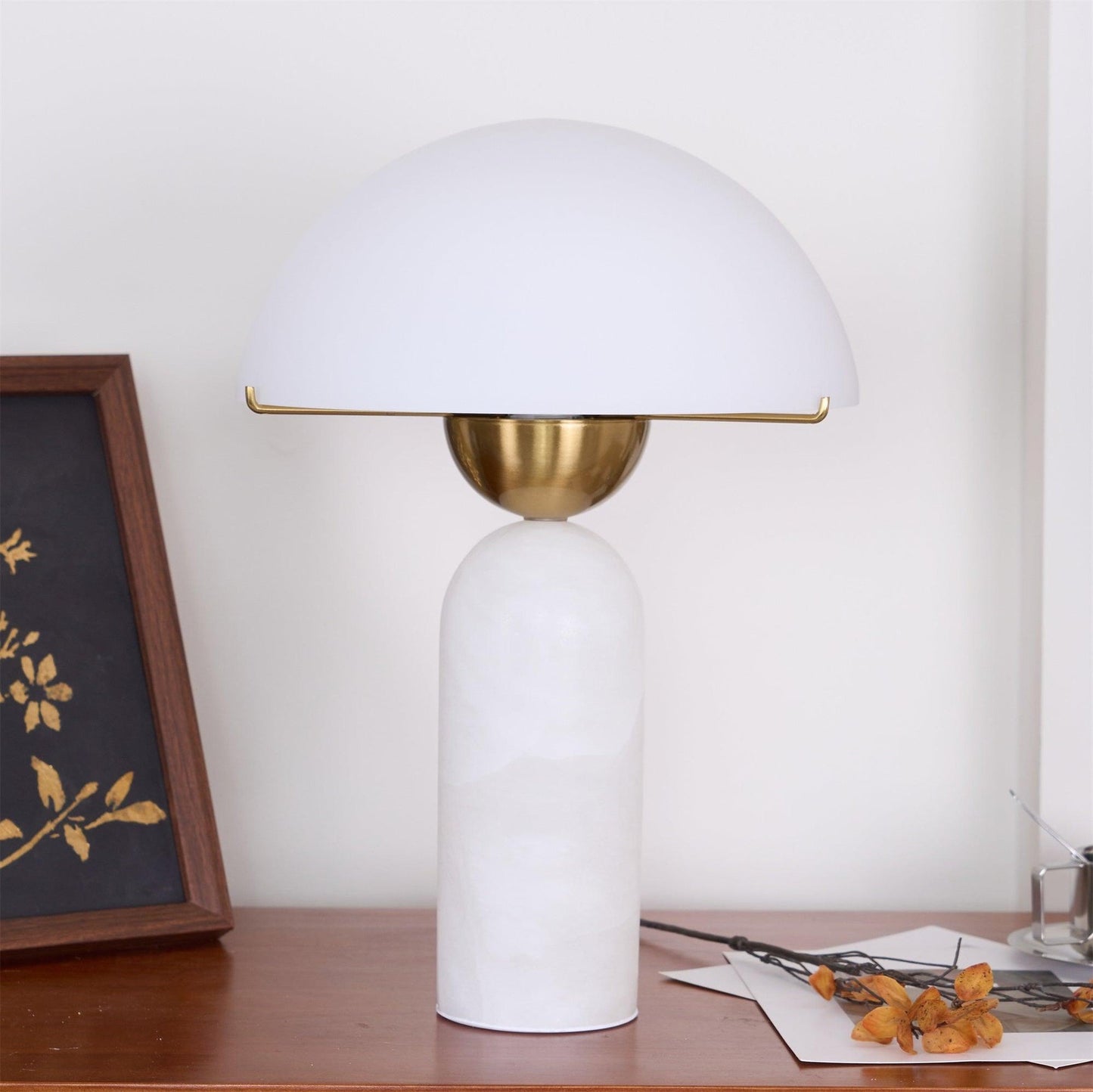 Alabaster Spherical Table Lamp - Sleek Modern Design for Sophisticated Home Room Decor