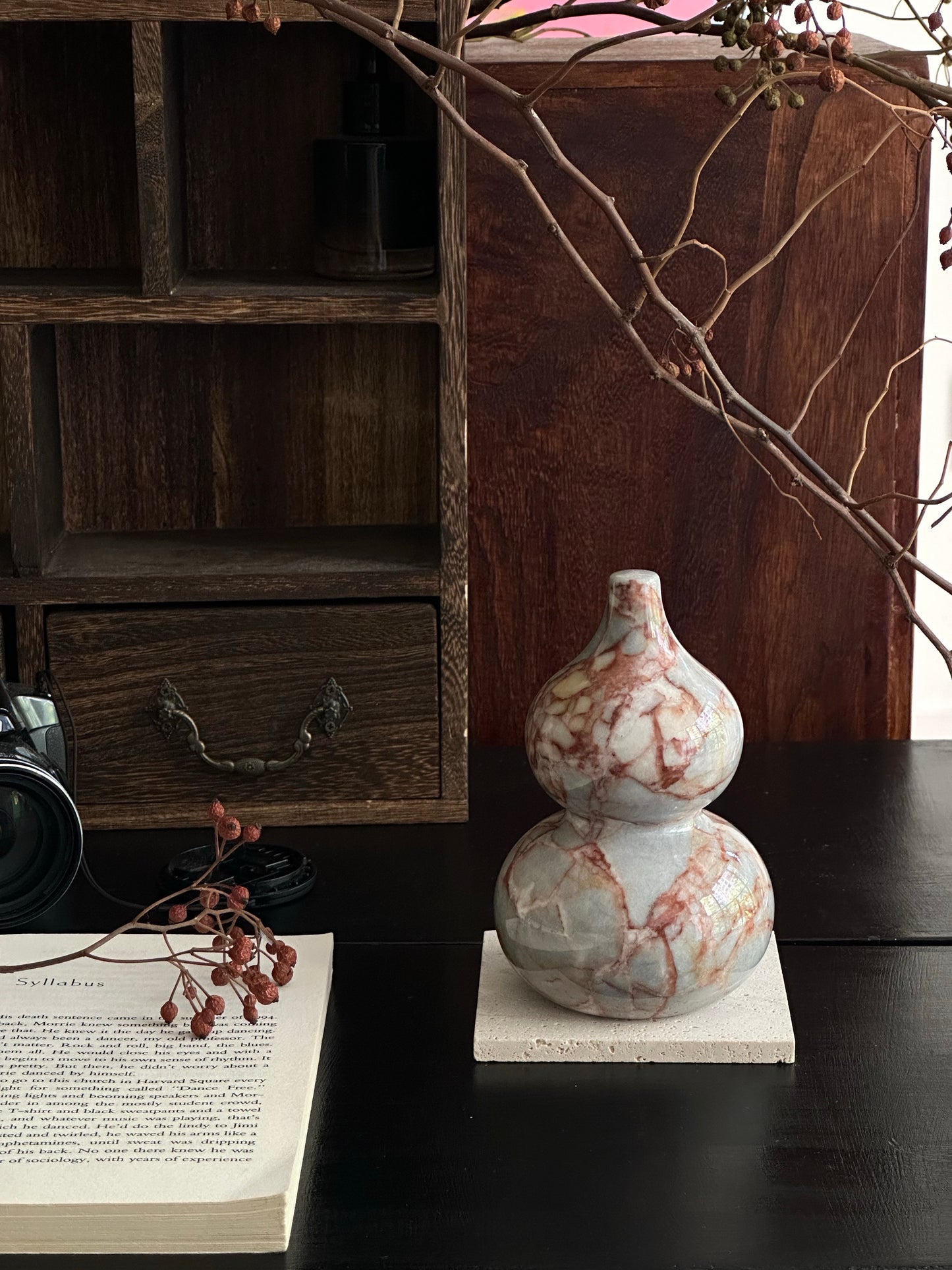 Natural Marble Gourd Decorative Figurine - Retro Luxury Home Accent