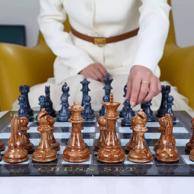 Oversized Foldable Marble-Patterned Chess Set