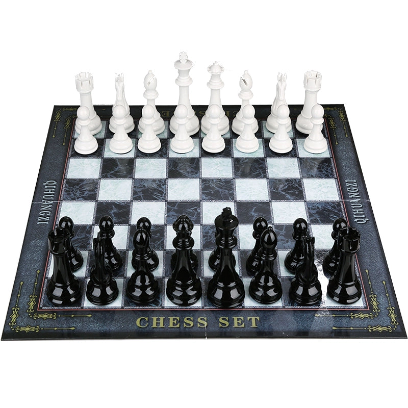Oversized Foldable Marble-Patterned Chess Set
