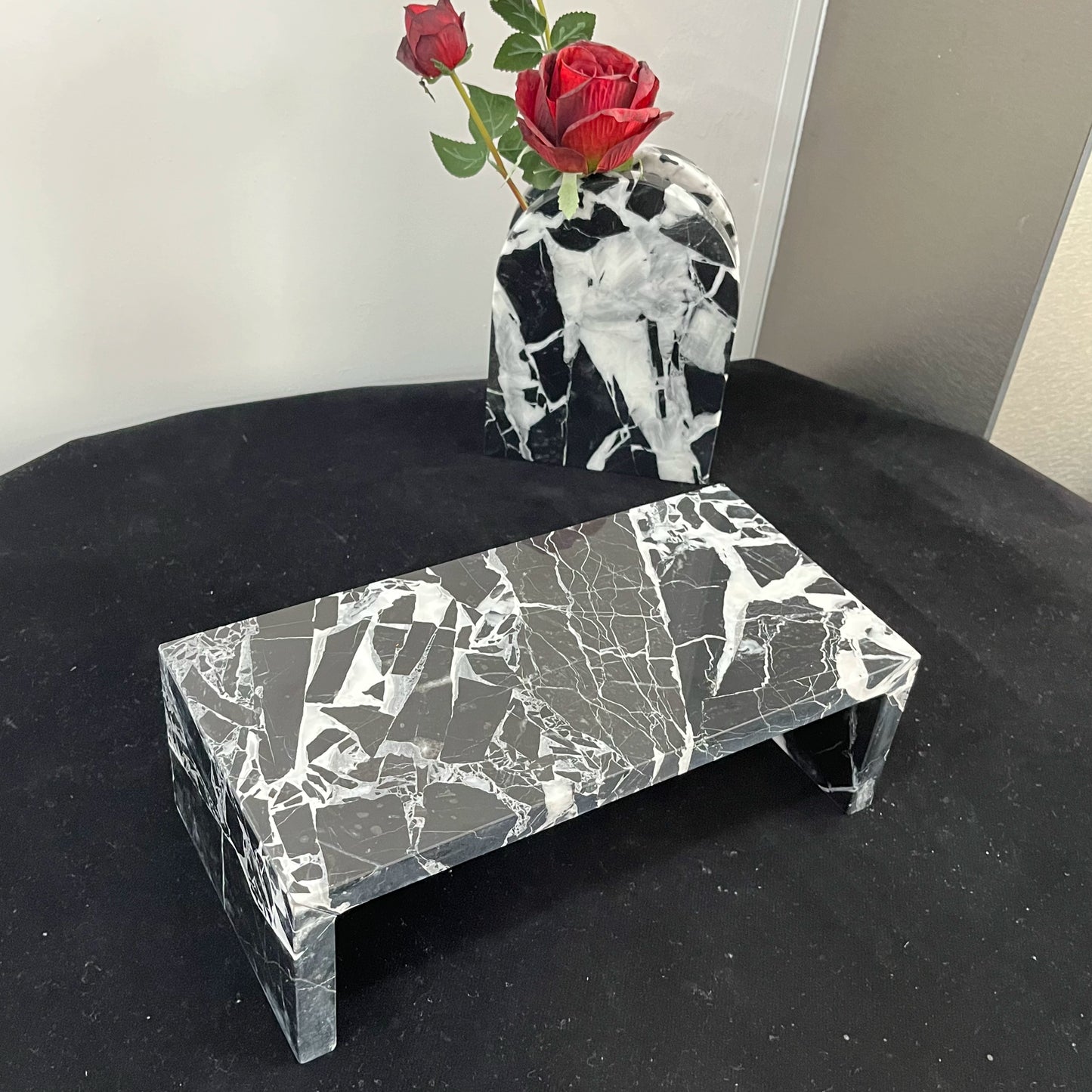 Natural Marble U-Shaped Shelf – Modern Minimalist Storage